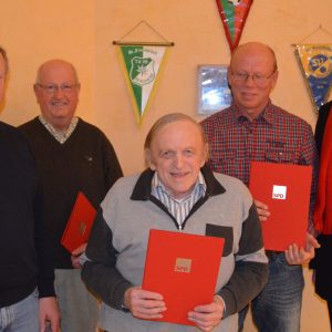 Auf dem Bild vlnr Dieter Schaake, Siegfried Krumrey, Fred Raabe, Karlheinz Ludwig und Dr. Christoph Weltecke