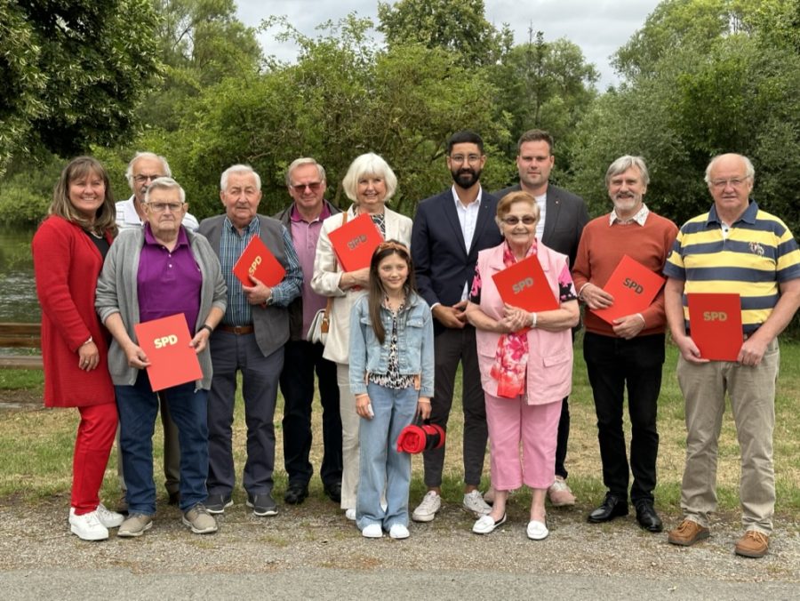 vlnr Esther Dilcher, Kurt Epting, Willi Hochgrebe, Klaus Wagner, Paul Schüßler, Jutta Schlömer, Latif Al-Homssi, Annemarie Düsterheit, Flemming Lückel, Jürgen Wilden und Dieter Schaake